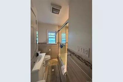 22518 S Conduit Avenue, Springfield Gardens, NY 11413 - Photo 2