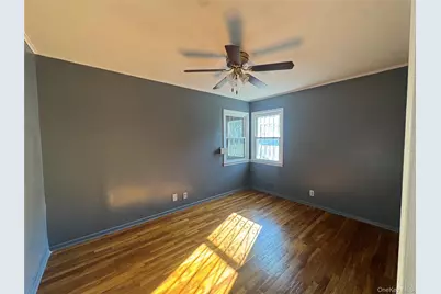22518 S Conduit Avenue, Springfield Gardens, NY 11413 - Photo 4