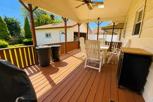 140 Andrew Ave, East Meadow, NY 11554 - Photo 32