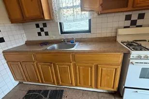 2138 Gleason Ave, Bronx, NY 10462 - Photo 6
