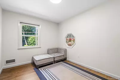 51 Croton Avenue, Mount Kisco, NY 10549 - Photo 18