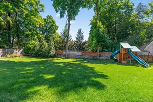 51 Croton Ave, Mount Kisco, NY 10549 - Photo 38