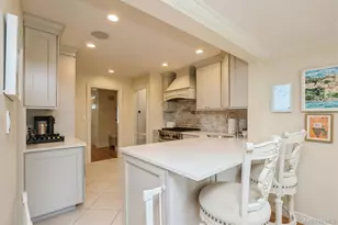 17 Duncan Ln, Huntington, NY 11743 - Photo 8