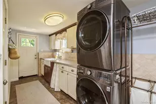 17 Duncan Ln, Huntington, NY 11743 - Photo 20