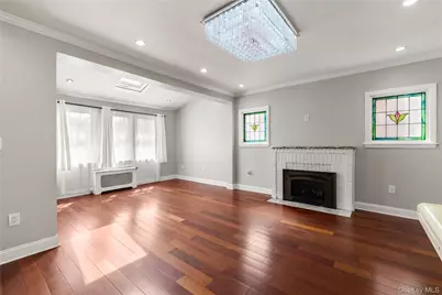 6148 220th Street, Oakland Gardens, NY 11364 - Photo 4