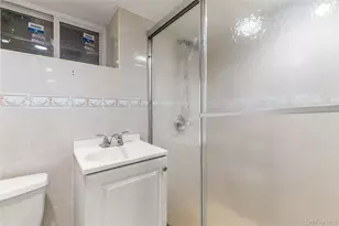 61-48 220th St, Oakland Gardens, NY 11364 - Photo 26