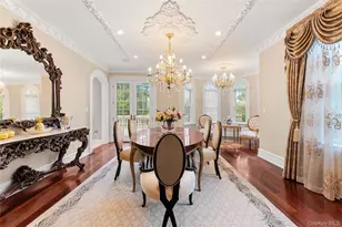 28 Whitney Cir, Glen Cove, NY 11542 - Photo 6