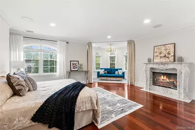 28 Whitney Circle, Glen Cove, NY 11542 - Photo 20