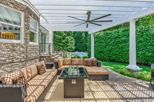 8 Quaker Hill Rd, Stony Brook, NY 11790 - Photo 10
