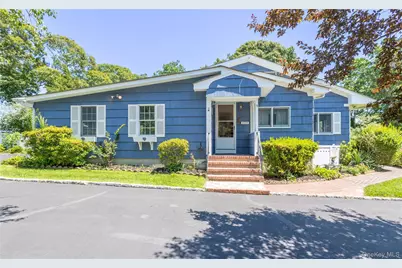 8275 Skunk Lane, Cutchogue, NY 11935 - Photo 8