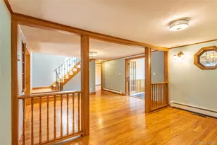 8275 Skunk Ln, Cutchogue, NY 11935 - Photo 22