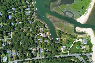 8275 Skunk Ln, Cutchogue, NY 11935 - Photo 38