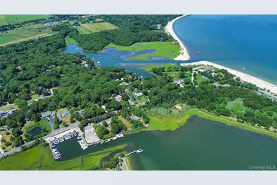 8275 Skunk Lane, Cutchogue, NY 11935 - Photo 42