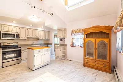 8275 Skunk Lane, Cutchogue, NY 11935 - Photo 28