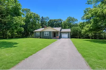 430 Yaphank Middle Island Road, Yaphank, NY 11980 - Photo 2