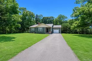 430 Yaphank Middle Island Rd, Yaphank, NY 11980 - Photo 2