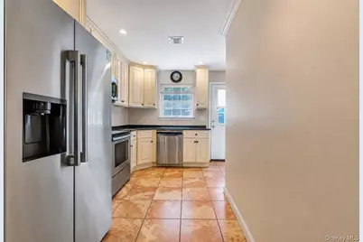 430 Yaphank Middle Island Road, Yaphank, NY 11980 - Photo 14