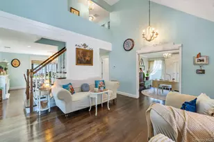 17 Walnut Rd, Kings Park, NY 11754 - Photo 6