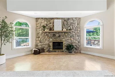 15 Teal Crescent, Great River, NY 11739 - Photo 14