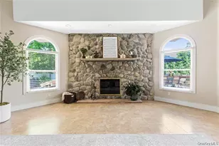15 Teal Crescent, Great River, NY 11739 - Photo 14
