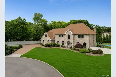 15 Teal Crescent, Great River, NY 11739 - Photo 2