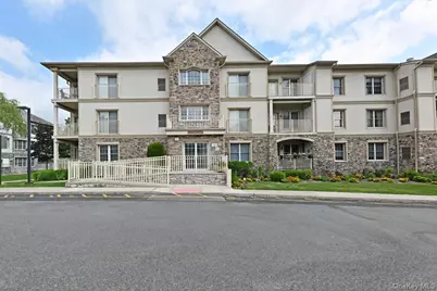 28 N De Baun Avenue #105, Suffern, NY 10901 - Photo 6