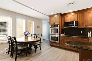 1 Geoffrey Ave, Syosset, NY 11791 - Photo 20