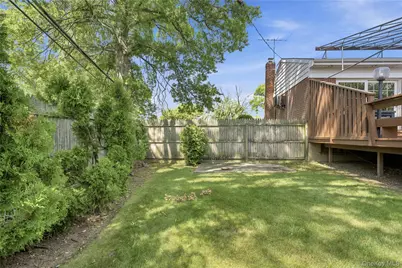 1 S Oaks Boulevard, Plainview, NY 11803 - Photo 34