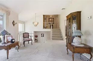 1 S Oaks Blvd, Plainview, NY 11803 - Photo 28