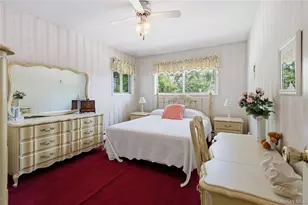 1 S Oaks Blvd, Plainview, NY 11803 - Photo 16