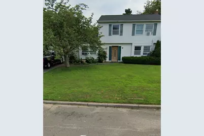 21 Rustic Avenue, Medford, NY 11763 - Photo 4