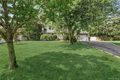19 Duquesne Drive, Greenlawn, NY 11740 - Photo 2