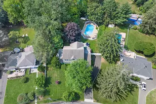 19 Duquesne Dr, Greenlawn, NY 11740 - Photo 28