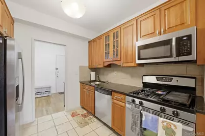 953 W Boston Post Road #3A, Mamaroneck, NY 10543 - Photo 12