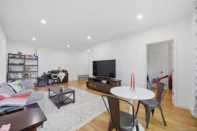 953 W Boston Post Road #3A, Mamaroneck, NY 10543 - Photo 10