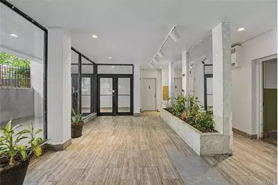 143-36 Barclay Avenue #1H, Flushing, NY 11355 - Photo 4
