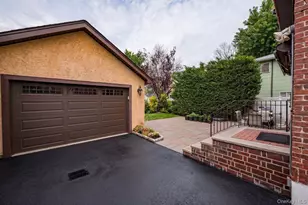 6 Troy Pl, Merrick, NY 11566 - Photo 24