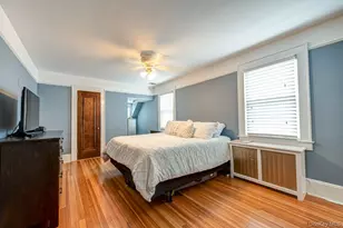 6 Troy Pl, Merrick, NY 11566 - Photo 16