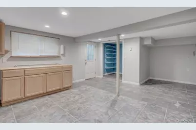 14 Neponsit Road, Sound Beach, NY 11789 - Photo 18