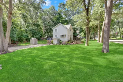14 Neponsit Road, Sound Beach, NY 11789 - Photo 6