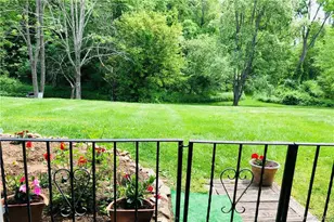 315 Fox Run Ln, Carmel, NY 10512 - Photo 2