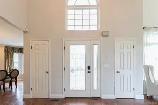 5 Biltmore Dr, Shoreham, NY 11786 - Photo 16