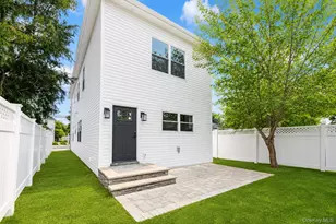 249 Bedford Ave, New Hyde Park, NY 11040 - Photo 22