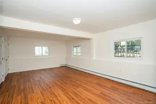 15 Greenbrier Ln, Sayville, NY 11782 - Photo 18