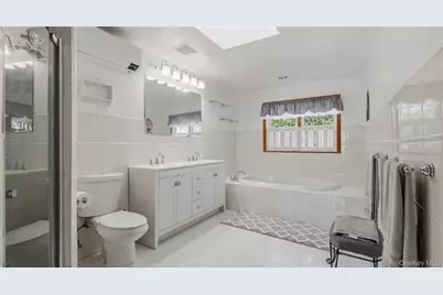 4 Manitou Trail, White Plains, NY 10603 - Photo 22
