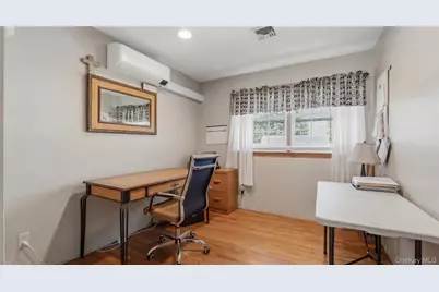 4 Manitou Trail, White Plains, NY 10603 - Photo 26
