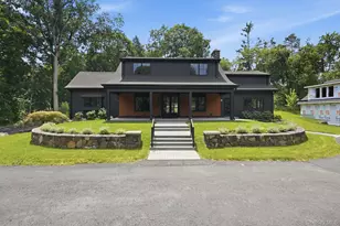 77 Montrose Station Rd, Montrose, NY 10548 - Photo 2