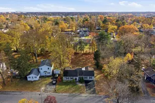36 Ralph Ave, Brentwood, NY 11717 - Photo 6