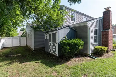 4 Jerold Street, Plainview, NY 11803 - Photo 28