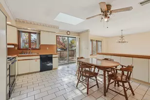 24 Brenda Ln, Bardonia, NY 10954 - Photo 18